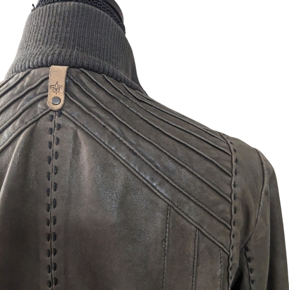 Mackage exclusively for Aritzia brown leather jacket size med in great condition - Picture 8 of 12